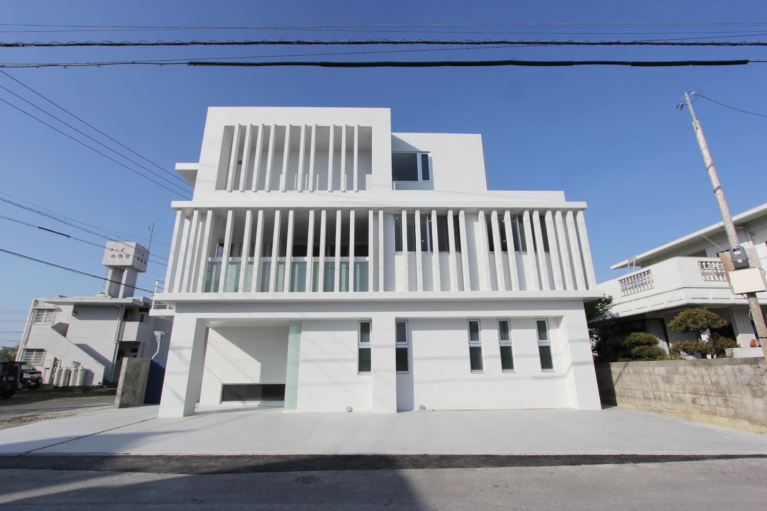 西原町小那覇 A共同住宅の画像